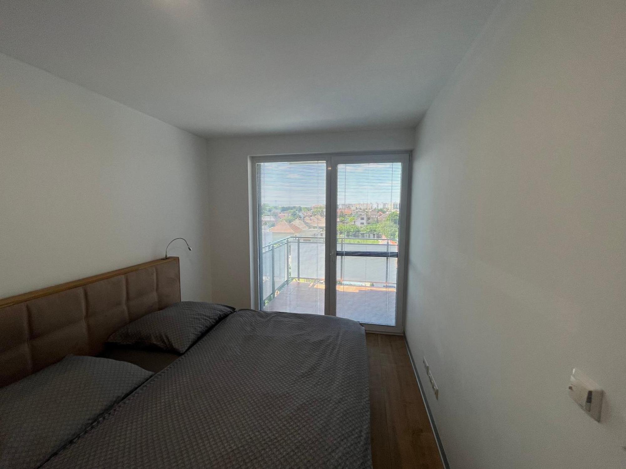 Apartment Sun Lakes - Sever Сенец Экстерьер фото